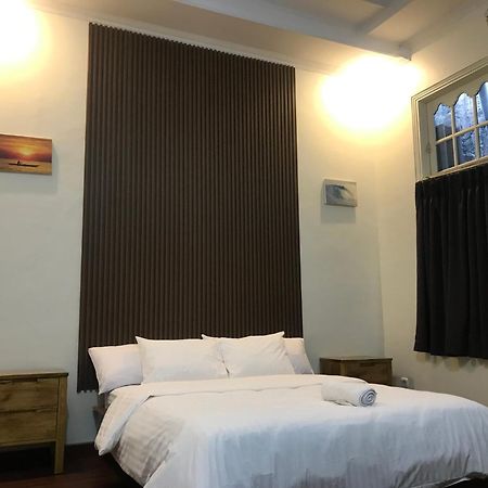 Sentosa Lodge Паданг Экстерьер фото
